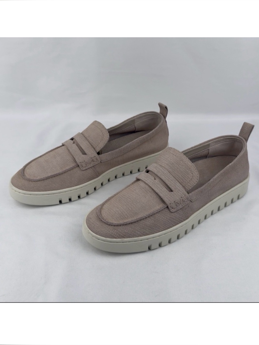 Vionic Uptown Penny Loafers Women's 9.5 Cobblestone Suede Orthotic Comfort